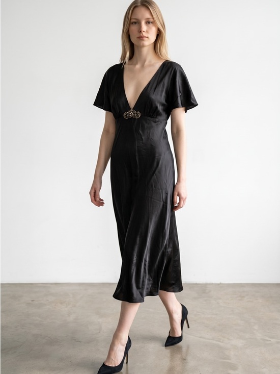 Zara Dresses & Skirts - Zara Black V-Neck Midi Dress with Decorative Waist Detail